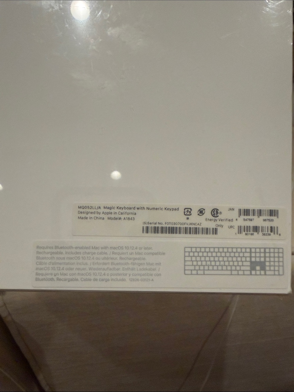 Apple Magic Keyboard with Numeric Keypad - White - Picture 2 of 3